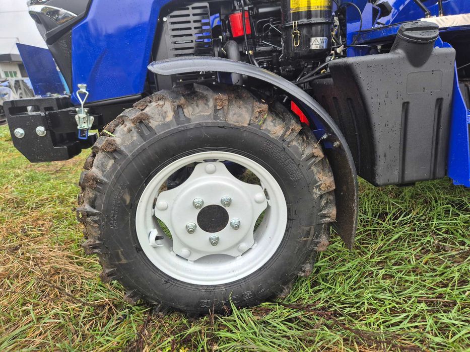 Трактор Файтер 254 РД с козырьком