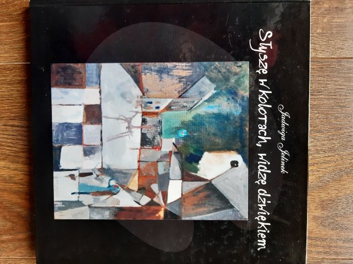 Sprzedam książkę Słyszę w kolorach , widzę dżwiękiem