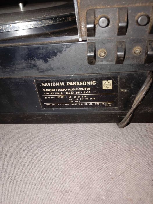 Gira discos dos anos 80 c/ radio