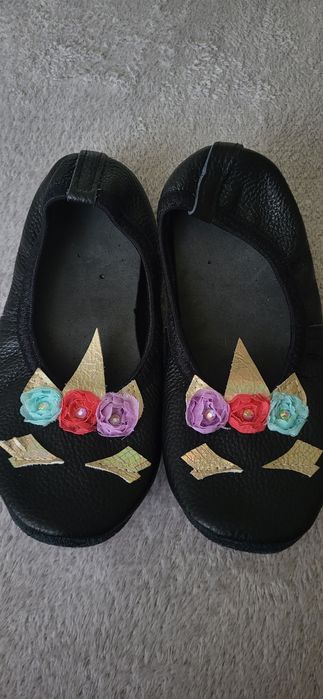 Чешки для дівчинки