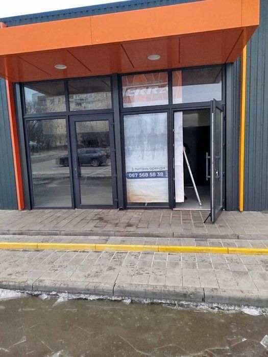 Здається приміщення 55м2 м. Кривий Ріг, ТЦ "ТЕРРА" на Чарівній 1Б