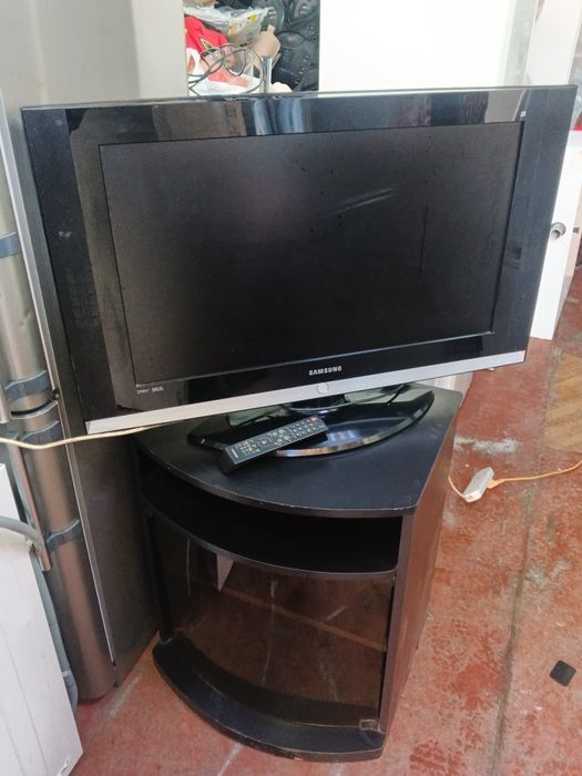 Телевизор Samsung 32