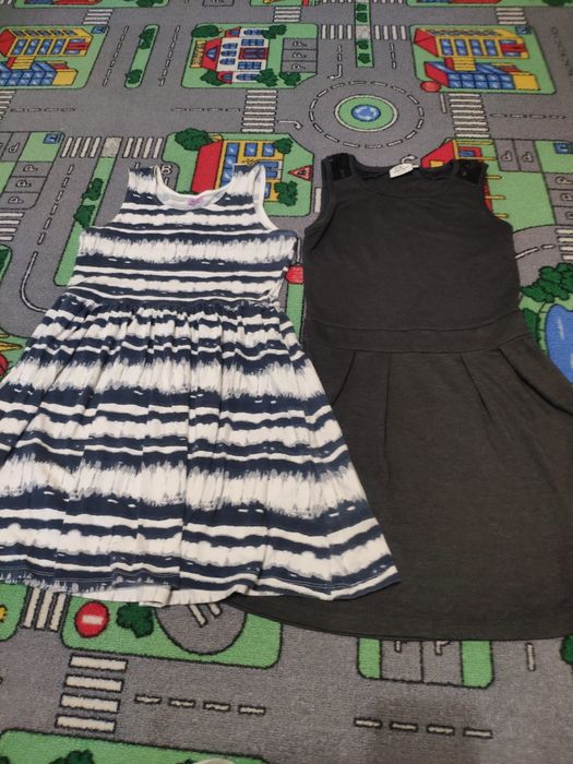 2 платтячка на дівчинку 10-11 років