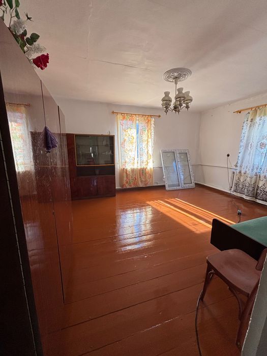 Продаж житлового будинку