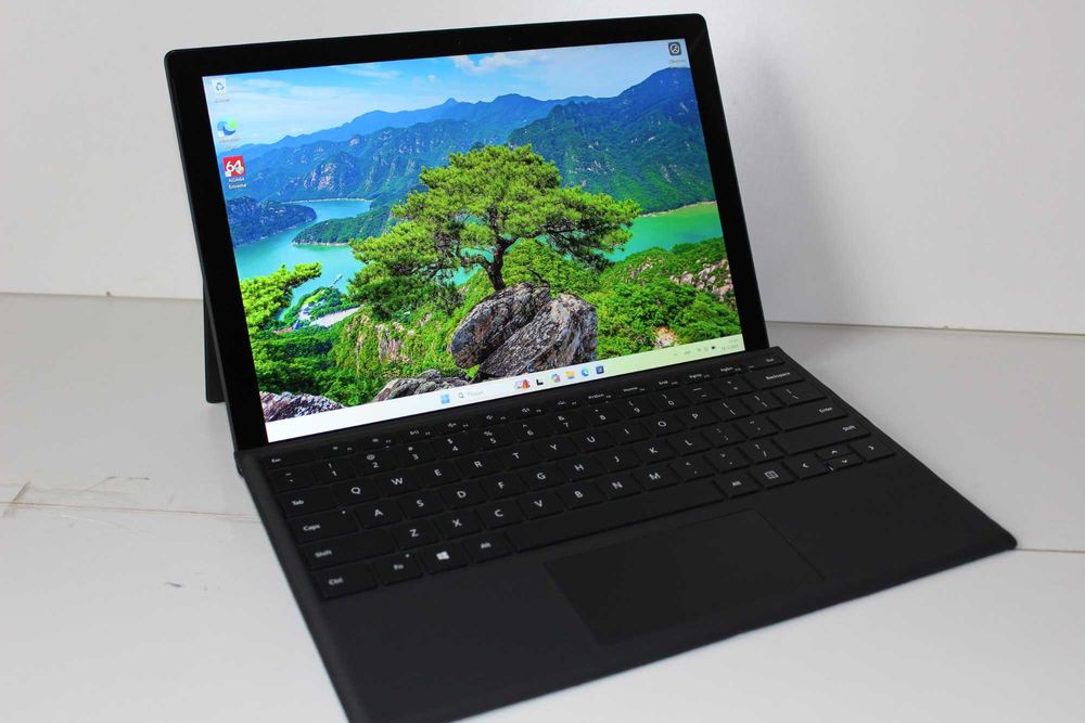 Microsoft Surface Pro 7+ i7-1165G7 16/256Gb