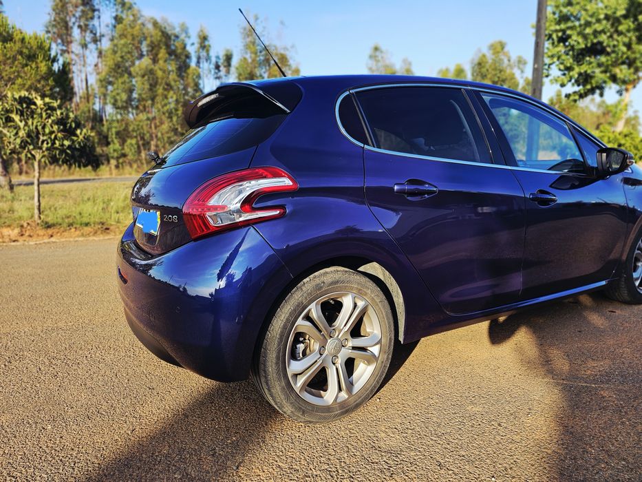 Peugeot 208 1.6 de 100cv hdi