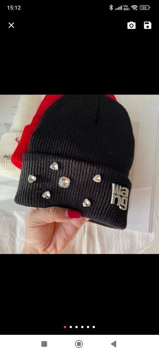 Hit Czapka beany angora włochata logo  Wang