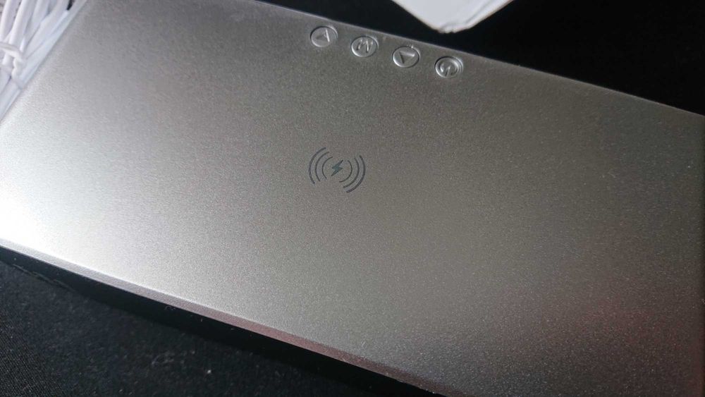 Настільний годинник будильник ЗУ