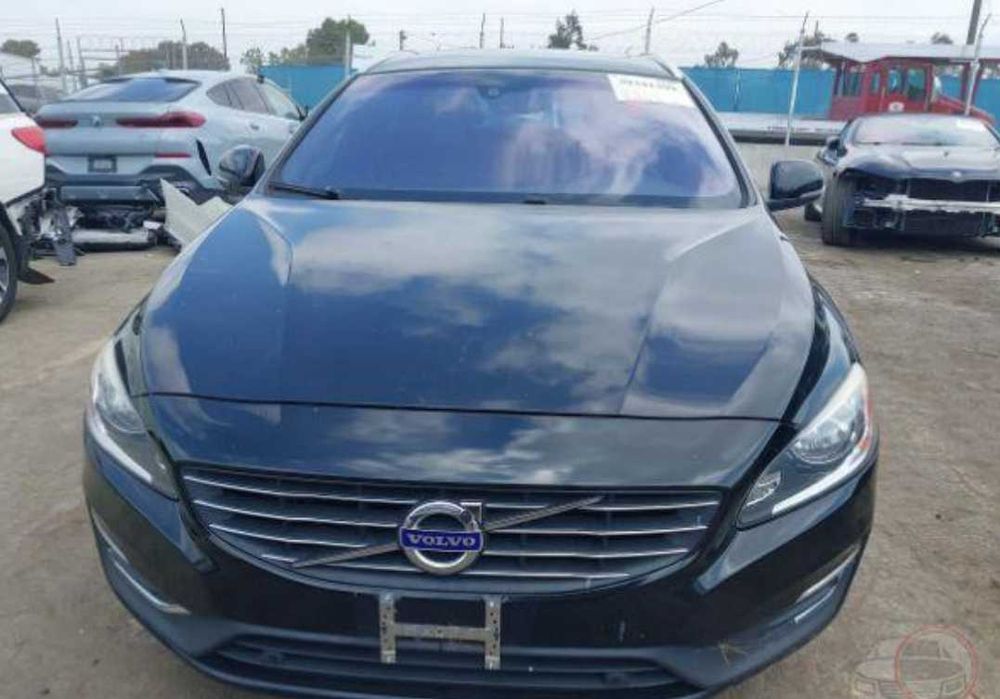 Капот Бампер передній Volvo V60 (2013-2018)