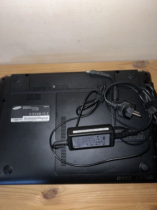 Ноутбук Samsung RV513 Silver