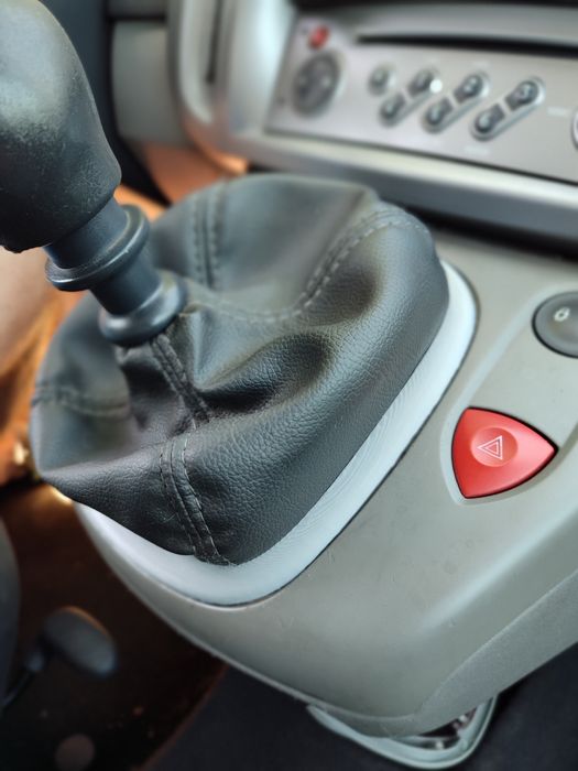 Рамка чохла куліси КПП Renault Scenic 2