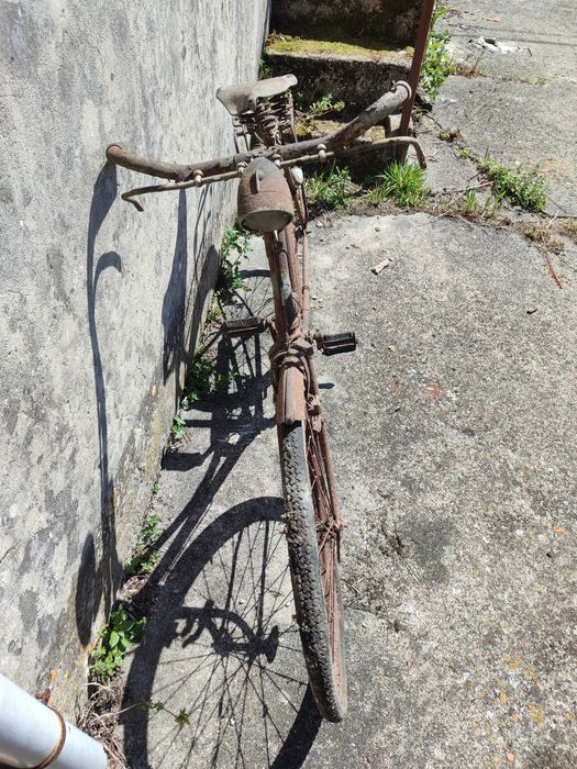 Vendo bicicleta pasteleira de senhora - Walmer England