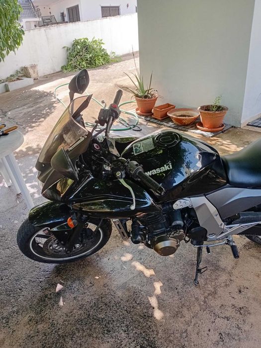 Kawasaki Z750S em bom estado