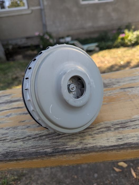 Мотор до будівельного миючого пилососа V2Z-P25