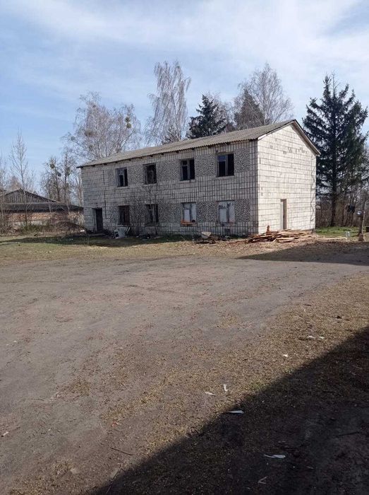 Оренда нерухомого майна - за адресою: смт.Зарічне, вул Харківця, 13