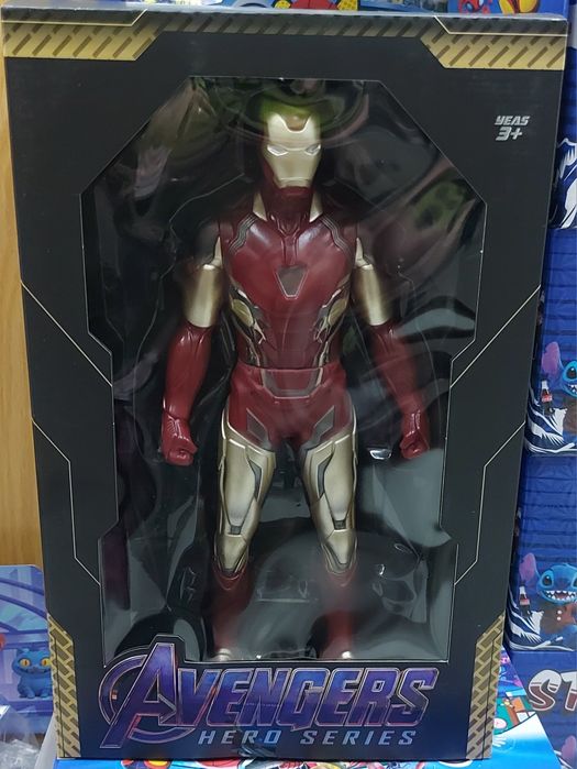 Figuras colecionáveis de escala 1/6 da "Avengers Hero Séries".