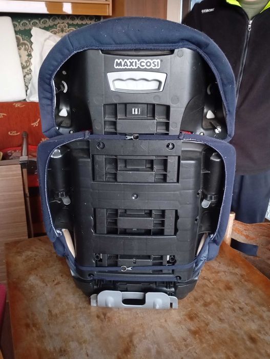 Fotelik samochodowy Maxi-Cosi Rodi XP dla dzieci 15–36 kg Serenada