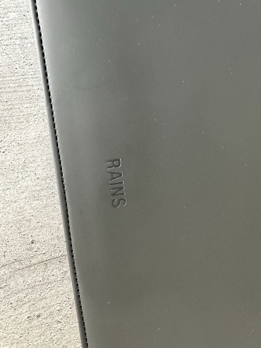 Чехол доя Macbook 15/16 Rains