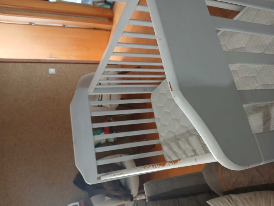 Berço para bébé - Usado