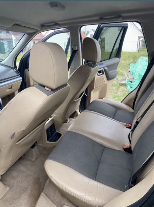 Land Rover freelander 2