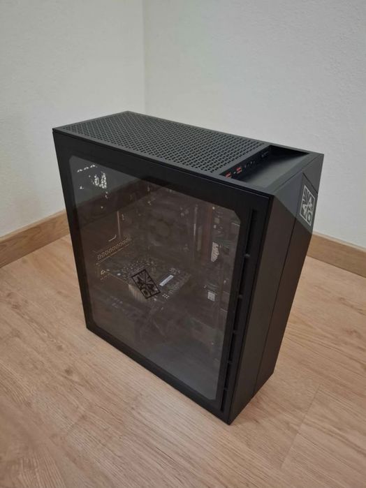 HP OMEN Gaming PC i7-8700 GTX 1060 16GB RAM SSD + HDD