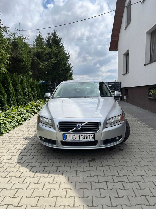 Volvo S80