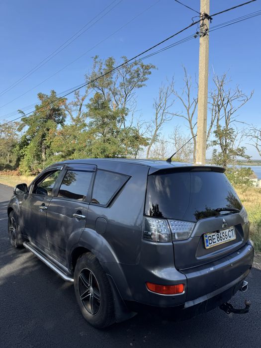 Продам Mitsubishi Outlander