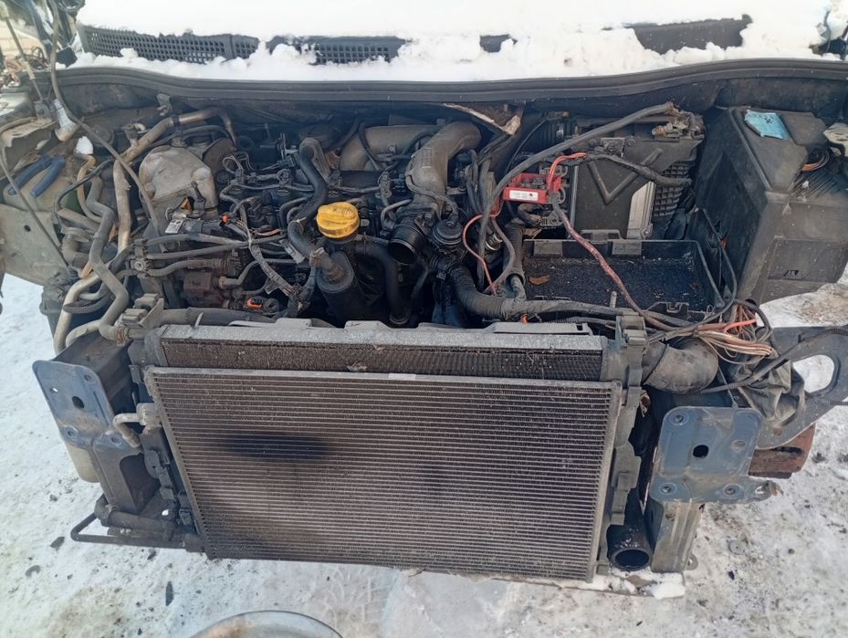 Колеса домкрат фари ляда салон мотор коробка Рено меган сценік 2 шрот