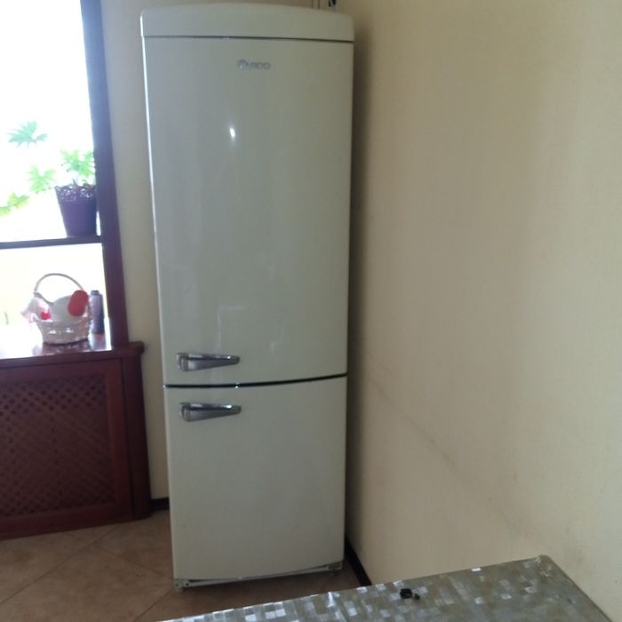 Продам холодильник "Ardo"