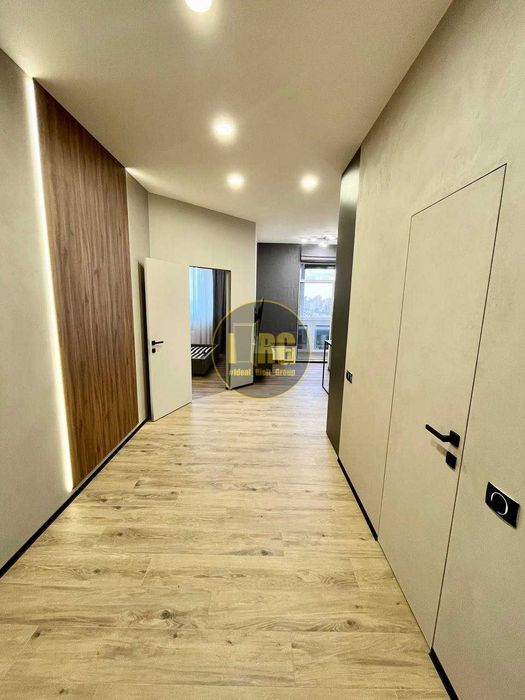 Без%, 1К, ЖК Манхеттен, Берестейский п-кт, Перша сдача, Генератор