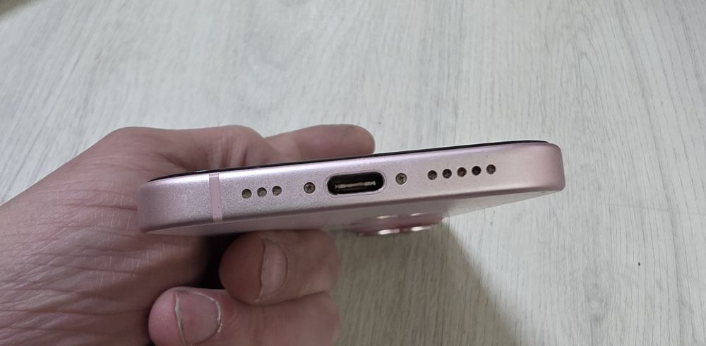iPhone 15 +  WATCH SE