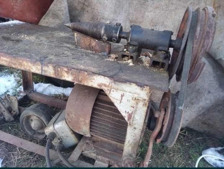 Колун морковка дровокол