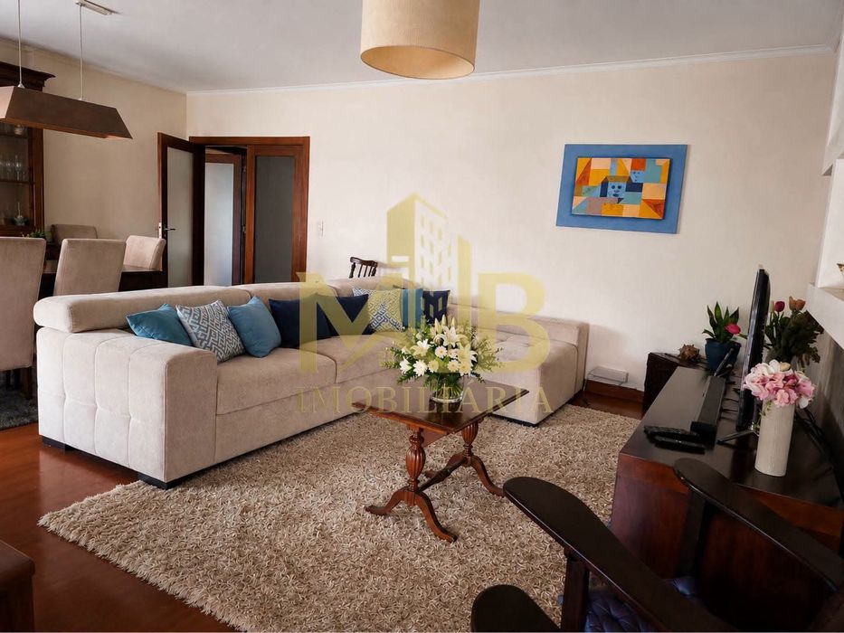 Apartamento T3 Centro de Paredes