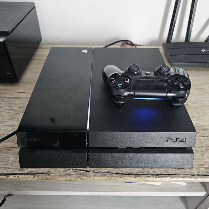 Playstation 4 500 gb + kontroler