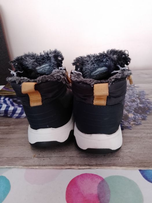 Botki Zara rozmiar 23 jesienno-zimowa