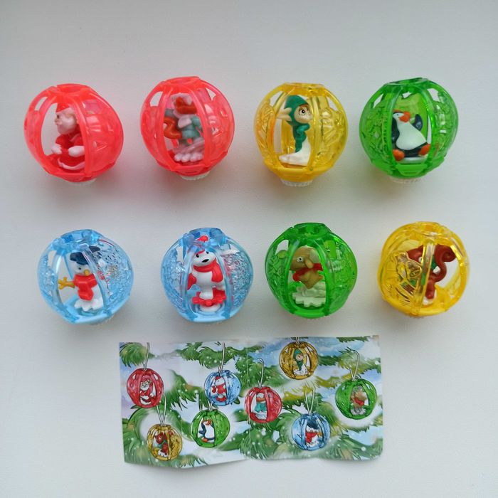 Новорічні колекції кіндер, Кіндер джой