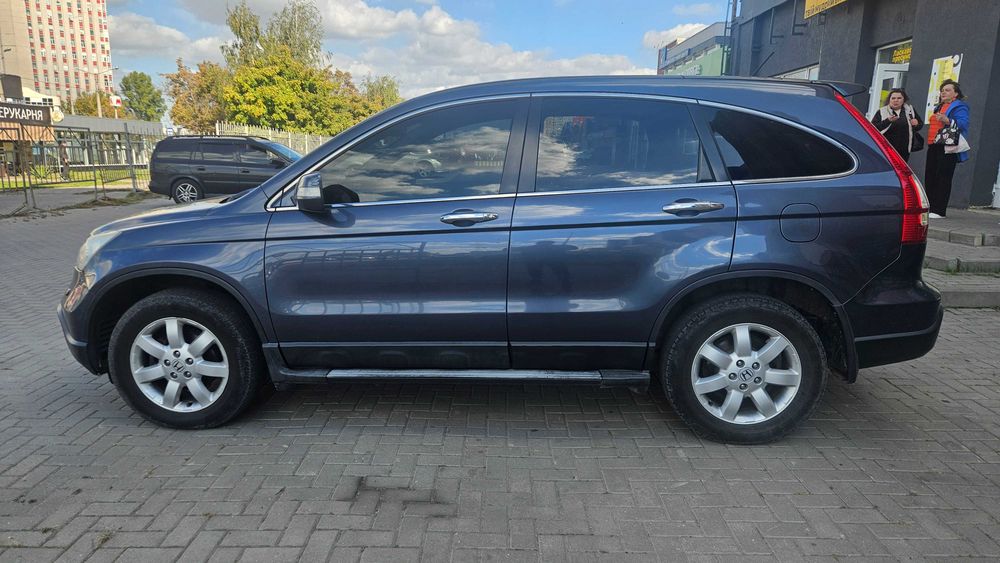 Продам Honda CR-V 2007 года в отличном состоянии!