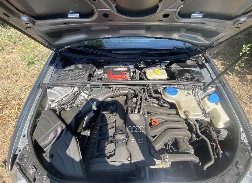 Продам Audi a4 2.0 бензин