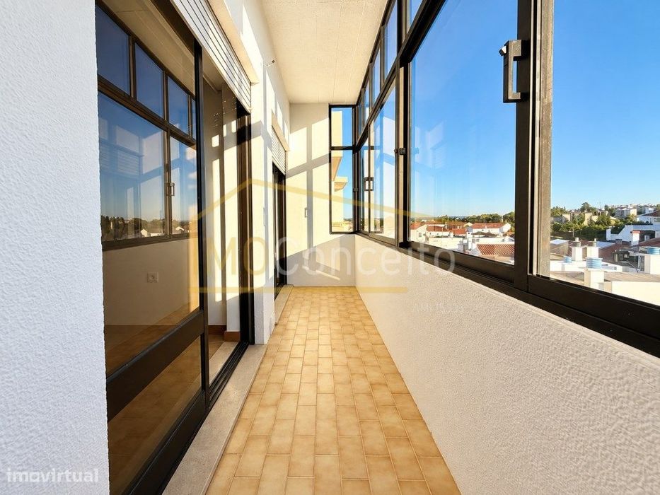 Apartamento T3 remodelado em Torres Novas