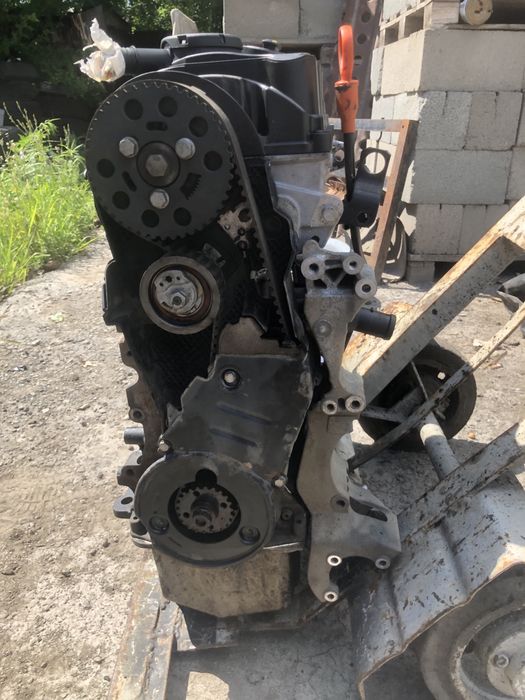 Двигатель  двс 1.9  volkswagen т5