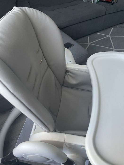 Годувальний столик stella