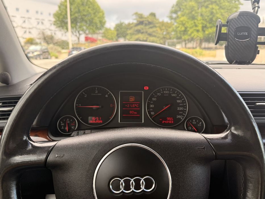 AUDI A4 1.9TDI PD-130cv -2003 Nacional 243.000km