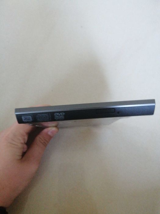 Sprzedam CD rom dobry stan