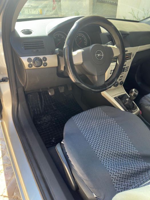 Opel astra H 1300dci