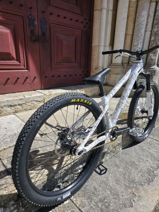 DirtJump SPECIALIZED P3 2026