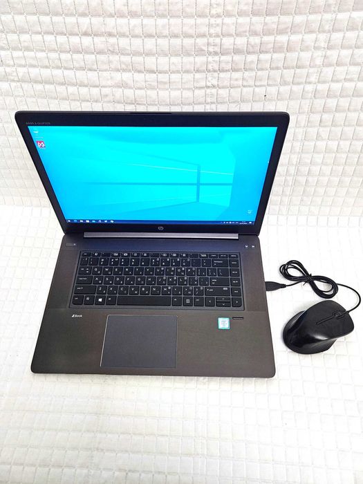 Ноутбук HP ZBook Studio G3 Mobile Workstation