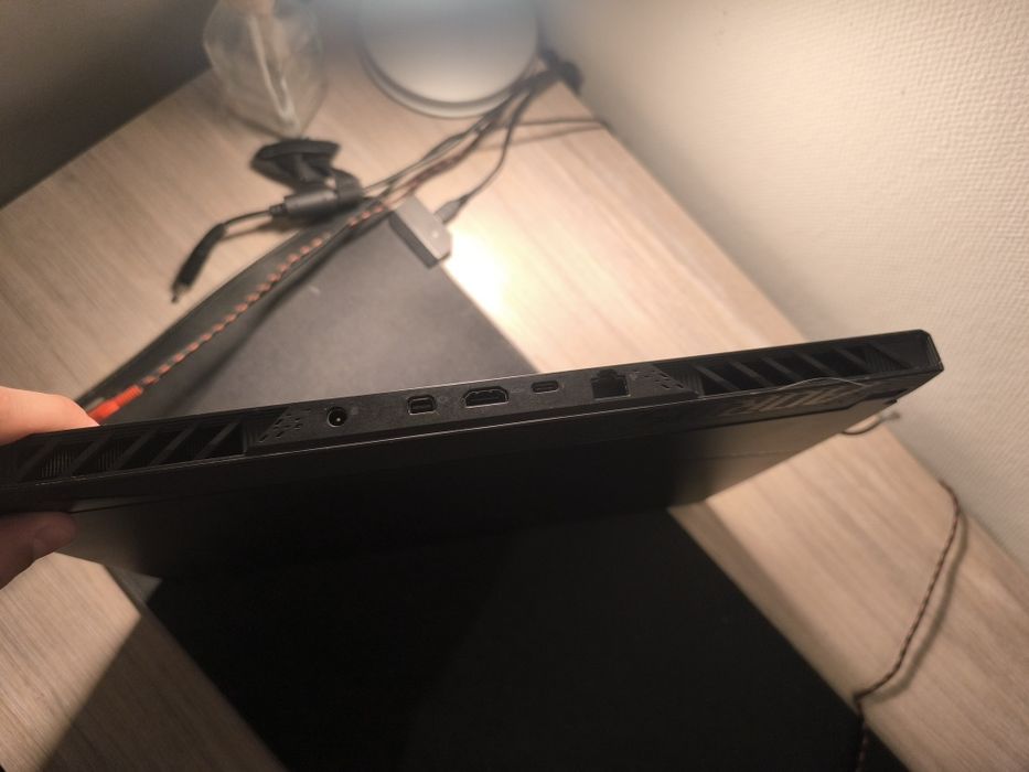 Laptop Gigabyte AORUS 15 9KF, RTX 4060, DDR5 16GB
