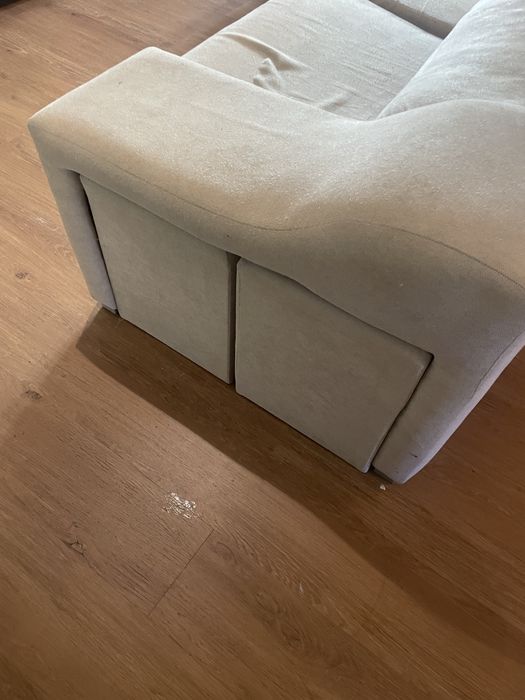 Sofa Chaise Long com Arrumação