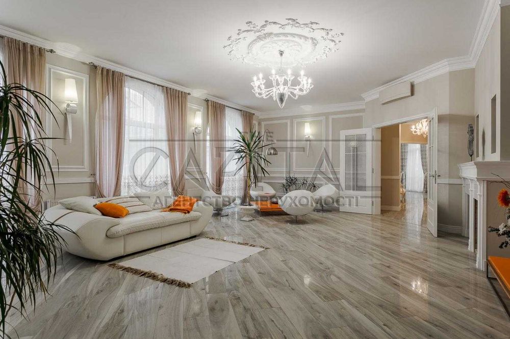 Продаж квартири, вул. Андріївський Узвіз, Центр