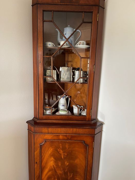 Louçeiro de madeira